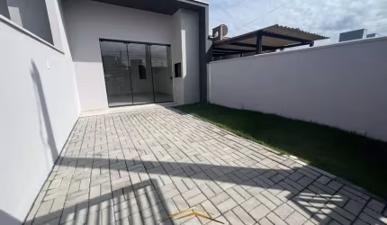 Casa Geminada para Venda, Três Rios do Norte, 20 dormitórios, 1 banheiro, 1 vaga
