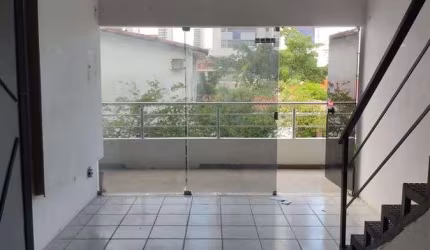 Sala comercial, em Candeias.