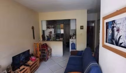 Casa com 3 quartos, muito bem localizado em Pau Amarelo.