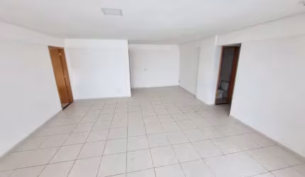 Apartamento com 4 suítes, no melhor trecho de Apipucos.