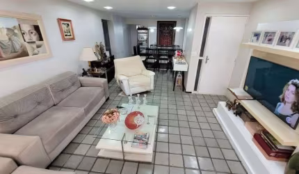 Apartamento com 3 quartos sendo 1 suíte, muito bem localizado na Ilha do Retiro.