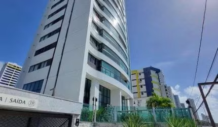 Apartamento com 2 suítes, beira mar em Casa Caiada.