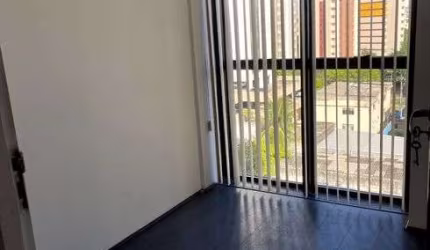 Salas comerciais muito bem localizadas na Ilha do Leite.