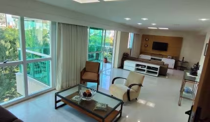 Apartamento de alto padrão com 4 suítes, no melhor trecho da Jaqueira.