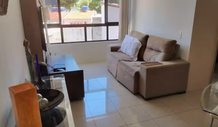 Apartamento com 2 quartos sendo 1 suíte 100% mobiliado para alugar, no Espinheiro.