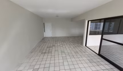 Apartamento alto de padrão à venda com 4 quartos sendo 2 suítes, na Tamarineira.