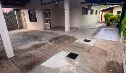 EXCELENTE CASA TÉRREA DISPONÍVEL PARA LOCAÇÃO NO BAIRRO PONTA NEGRA