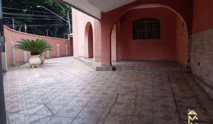 Casa à Venda em Bosque da Saude, Taubaté - SP