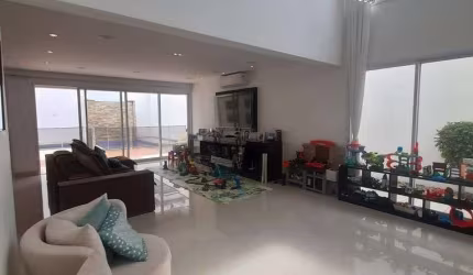 Casa em condomínio à Venda em Quiririm, Taubaté - SP