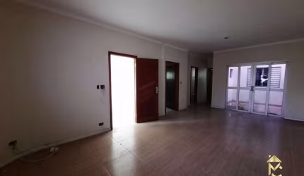 Casa para Alugar em Jardim Maria Augusta, Taubaté - SP