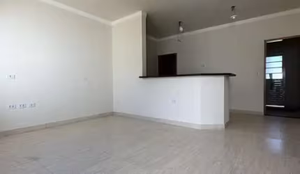 Casa à Venda em Residencial Estoril, Taubaté - SP