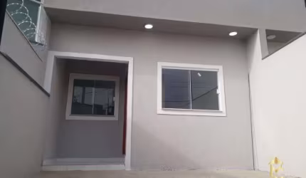 Casa à Venda em Residencial Estoril, Taubaté - SP