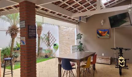 Casa com 3 dormitórios à venda, 144 m² por R$ 560.000 - Estiva - Taubaté/SP