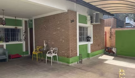 Casa à Venda em Santa Rita, Taubaté - SP