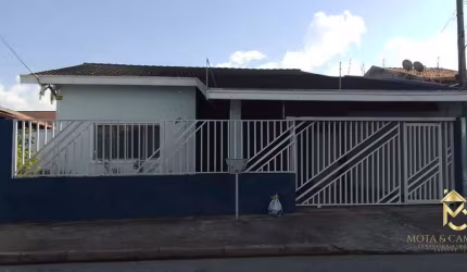 Casa à Venda em Jardim Independência, Taubaté - SP
