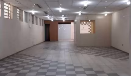 Ponto para alugar, 210 m² por R$ 4.998/mês - Centro - Taubaté/SP