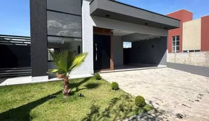 Casa à Venda em Itapecerica, Taubaté - SP