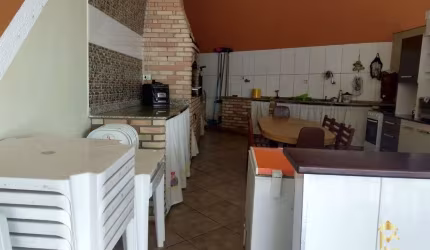 Chácara à Venda em Pinheirinho, Taubaté - SP
