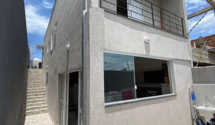 Casa à Venda em Jardim de Alah, Taubaté - SP
