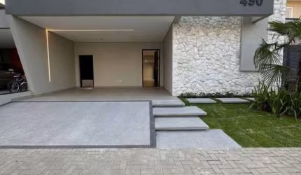 Casa em condomínio à Venda em Condomínio Ouro Ville, Taubaté - SP