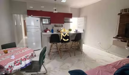 Casa de 3 dormitórios sendo 1 suíte no Jardim Oásis