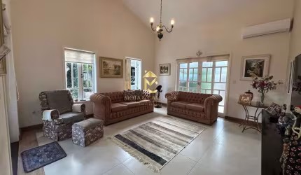 Belíssima Casa com Piscina em Tremembé!