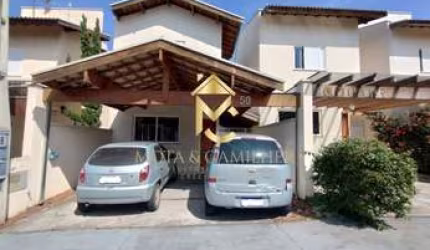 Casa com área Gourmet disponível para venda em condomínio.