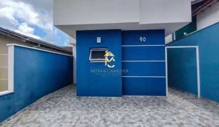 Casa à venda em condomínio fechado