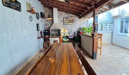Vendo ótimo sobrado em condomínio fechado