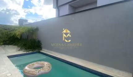 Vendo Linda Casa Térrea com piscina no Condomínio fechado