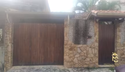 Sobrado para Alugar em Bosque da Saude, Taubaté - SP