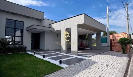 Casa térrea em condomínio com 3 dormitórios e 1 suíte