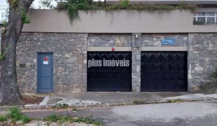 Casa excelente para uso comercial com salão comercial de  192 M2  NO MORUMBI