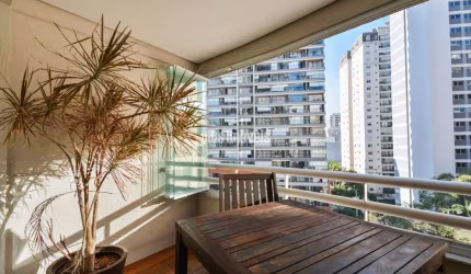Apartamento 2  Quartos 1 Suite  2 Vagas em Moema!