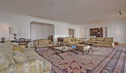 Apartamento 4 Dormitórios 4 Suites  8 Vagas no Jardins.