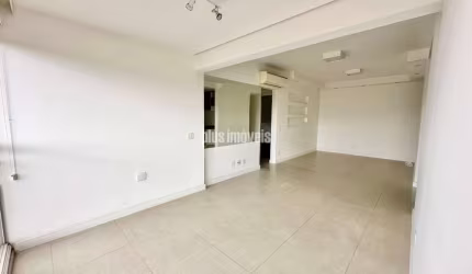 Apto ao lado Shopping Morumbi, rua com segurança 24 horas
