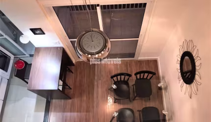 GRACIOSÍSSIMO LOFT DUPLEX NO MORUMBI!
