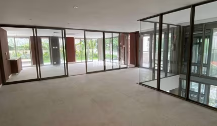 Apartamento com 290m2 no Jardim Guedala