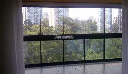 Apartamento 4 Dormitorios 4 Suites 4 Vagas Deposito no Villaggio Panamby