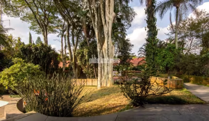 Jardim Guedala 448,0M²AC - 1.035,0m² Área de Terreno, 3 Suítes, 4 Gar, Piscina
