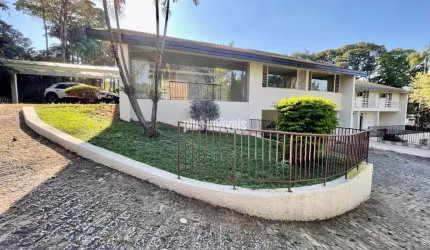 CASA DE ALTÍSSIMO PADRÃO, CONDOMÍNIO FECHADO NA CHÁCARA FLORA