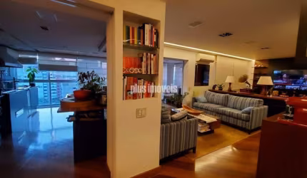 IMPECÁVEL -  PANAMBY -  207,49M²  2 SUÍTES (SUÍTE MASTER COM CLOSET)  - 4 GAR -  LAZER DE CLUBE