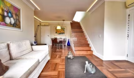 Cobertura Duplex  3 Vagas em Moema.