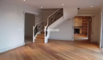MAGNÍFICA COBERTURA DUPLEX NO ALTO DA BOA VISTA, PARA MANTER A POMPA E CIRCUNSTÂNCIA!  ATREVA-SE!
