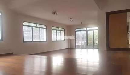 ABAIXO DA AVALIAÇÃO -  PRÓXIMO A ESCOLA GRADUADA 234,0M²AU 3 SUÍTES - 3 GAR