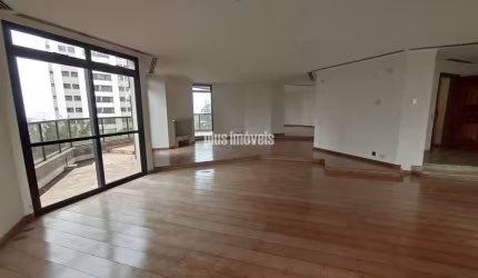 ABAIXO DA AVALIAÇÃO -   PRÓXIMO AO GRADED SCCHOOL -  TRIPLEX COM 637,0M² AU 4 SUÍTES 4 GAR  -