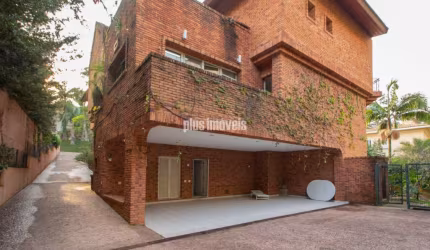 REAL PARQUE 872,0M²ÁREA DE TERRENO 710,0M² AC 4 SUÍTES - 10GAR