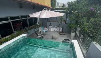 LINDA E AMPLA CASA COM PISCINA NA VILA SÔNIA - SEGURANÇA 24 HORAS - 219 m2
