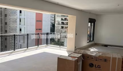 Jardim Paulista  Apartamento de Alto Padrão226,5m² Privativos, 3Dormitórios ou 3 Suítes, 4 Vagas de