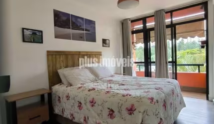 Apartamento reformado de 117m² de área útil
